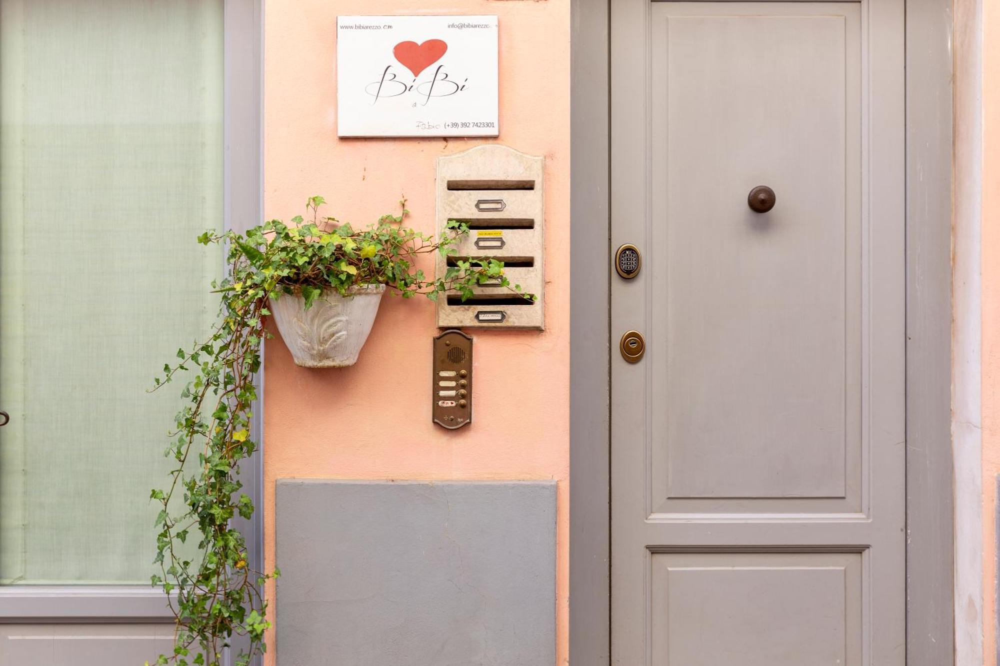 Bibi Boutique Arezzo Living Suite Rosafragola & Verdeconiglio エクステリア 写真